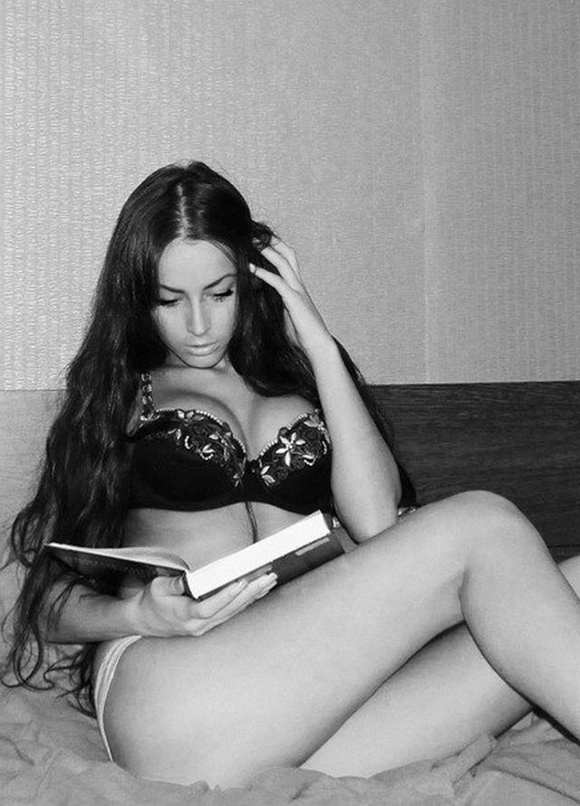 Брюнетки и блондинки с хорошими формами 32 фотография Брюнетки и блондинки с хорошими формами 32 фотография