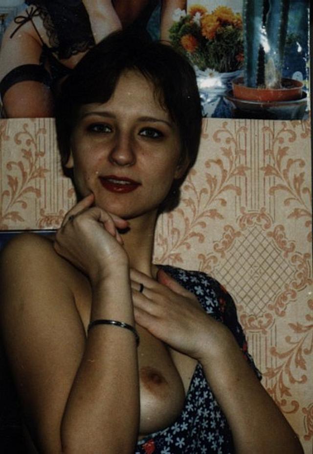 Миленькие голые красотки в своих квартирах 33 фотография Миленькие голые красотки в своих квартирах 33 фотография