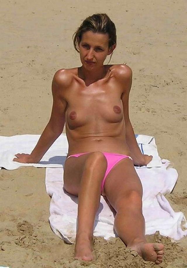 Оля показала худое тело на отдыхе 4 фотография Оля показала худое тело на отдыхе 4 фотография