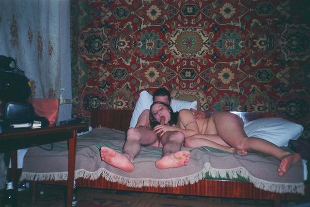 Пареньки активно трахают своих подружек 38 фотография Пареньки активно трахают своих подружек 38 фотография