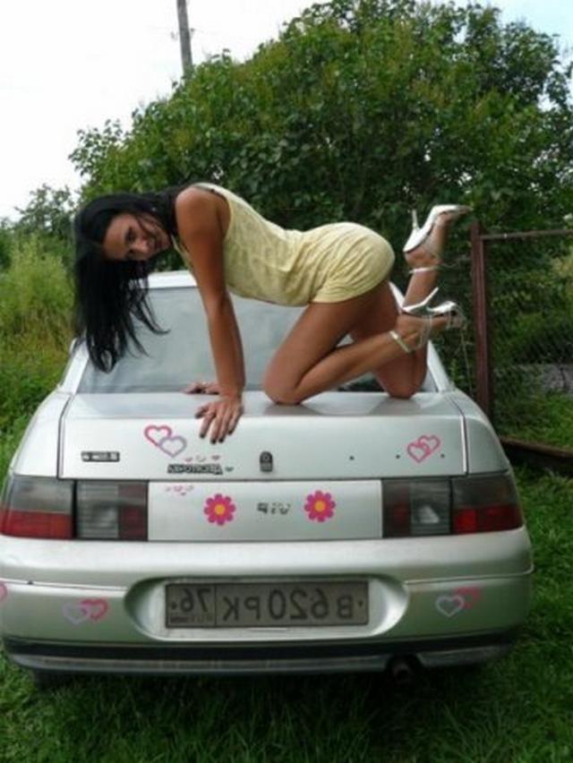Длинноногие стервочки любят автомобили 20 фотография Длинноногие стервочки любят автомобили 20 фотография
