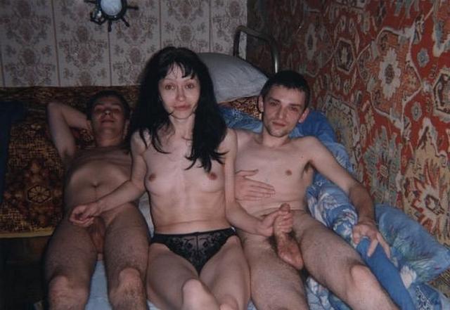 Секс втроем по-русски 11 фотография Секс втроем по-русски 11 фотография