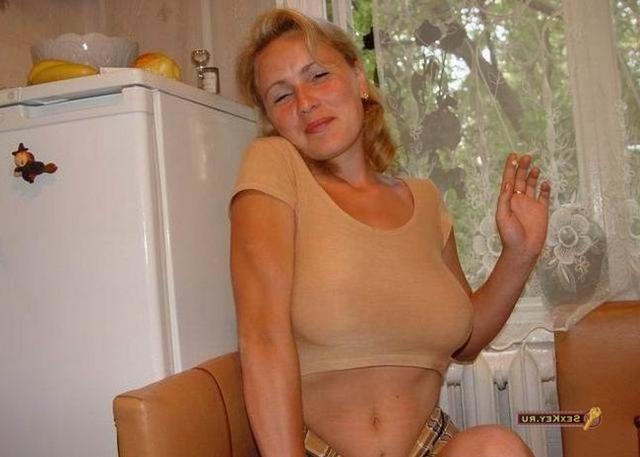 Развратные зрелые и молодые цыпочки 29 фотография Развратные зрелые и молодые цыпочки 29 фотография