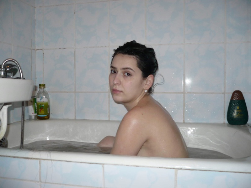Армянская девушка голенькая в душе 1 фотография Армянская девушка голенькая в душе 1 фотография