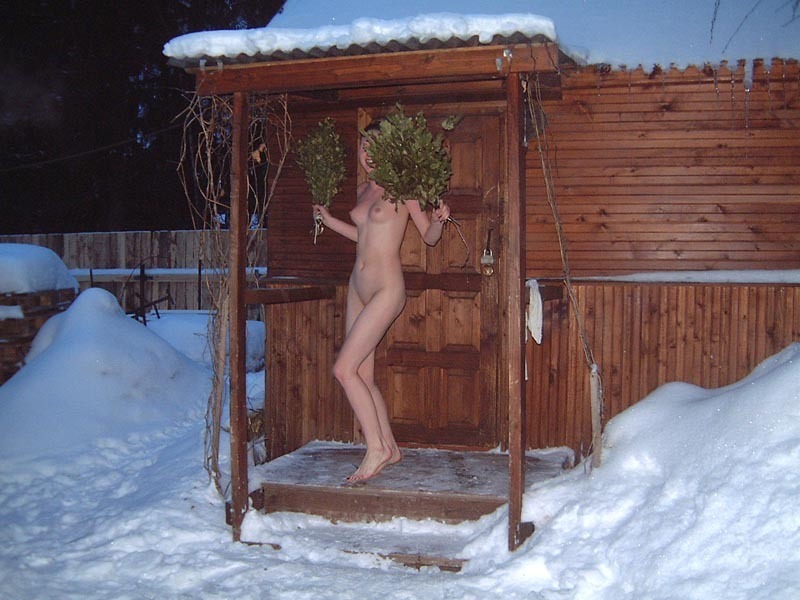Колхозница без одежды в любой сезон 9 фотография Колхозница без одежды в любой сезон 9 фотография