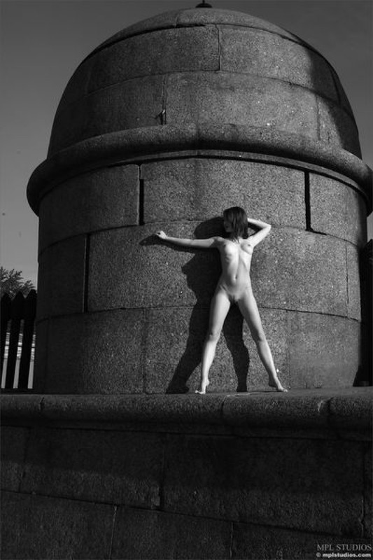 Знатная стерва разделась ради славы 20 фотография Знатная стерва разделась ради славы 20 фотография