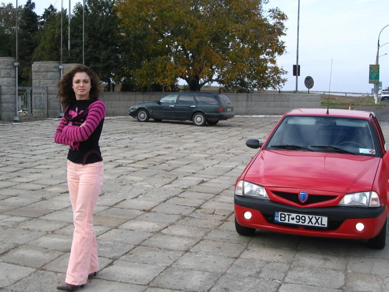 Строптивая давалка подставила письку для упругого фаллоса 3 фотография Строптивая давалка подставила письку для упругого фаллоса 3 фотография